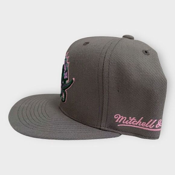 Toronto Raptors Mitchell & Ness NBA From Dusk HWC Fitted Hat Mens size 7 1/2 New - Picture 4 of 12